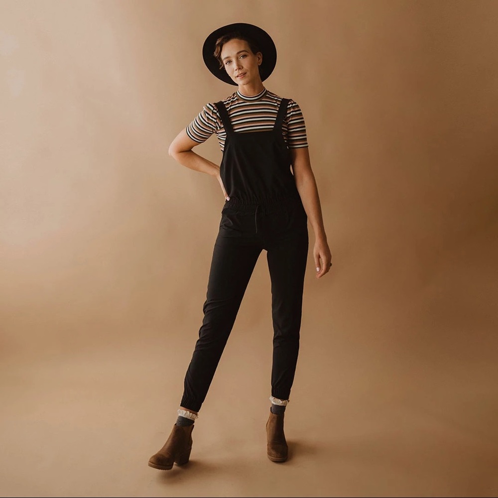 ALBION black classic overall jumpsuit